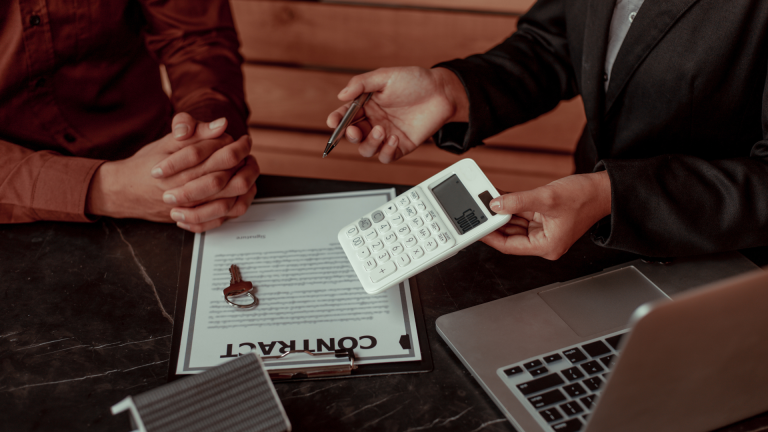 How Much Is My Business Actually Worth? The Difference Between a Valuation and a Sale Price
